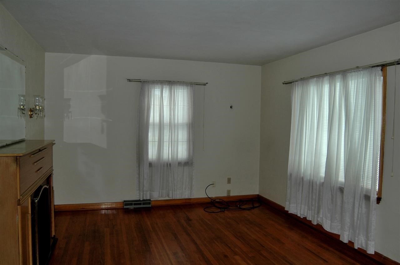 56914 Oak Rd, South Bend, IN 46619 photo 5