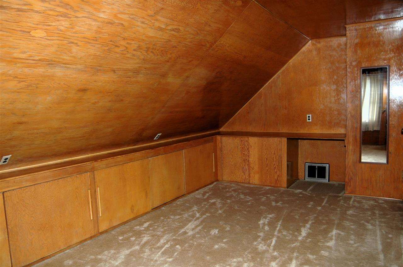 56914 Oak Rd, South Bend, IN 46619 photo 16