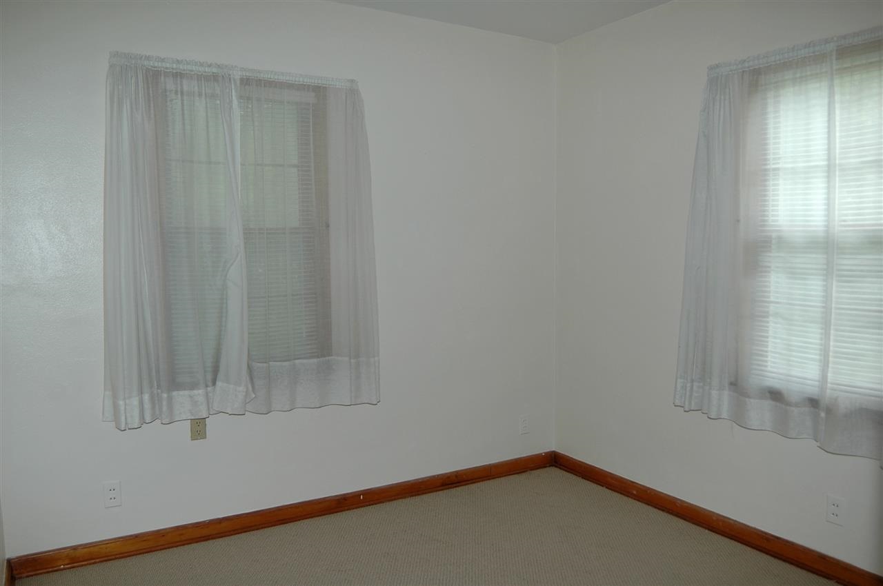56914 Oak Rd, South Bend, IN 46619 photo 14
