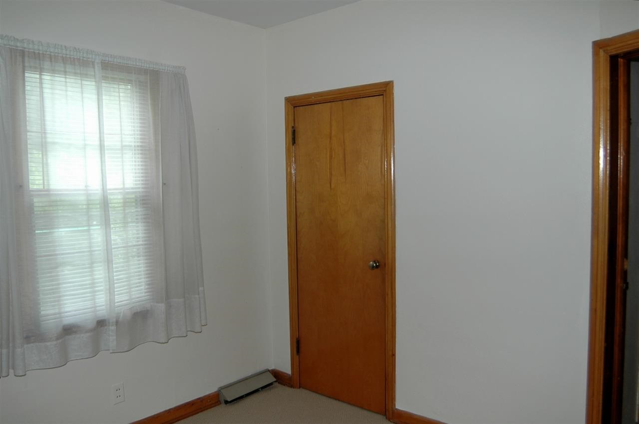 56914 Oak Rd, South Bend, IN 46619 photo 15