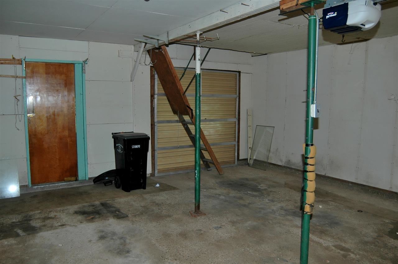 56914 Oak Rd, South Bend, IN 46619 photo 22