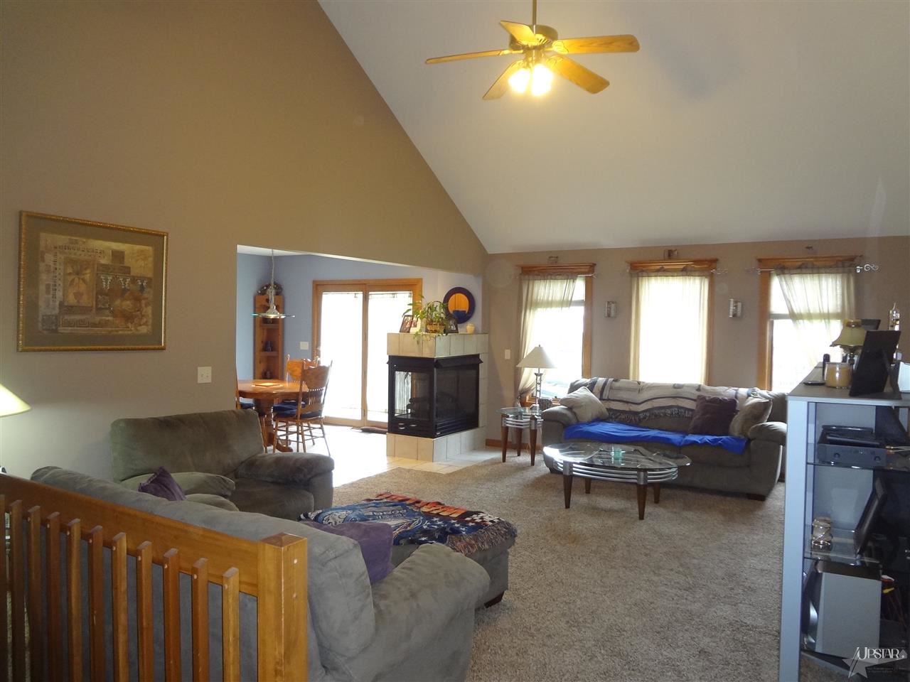 2726 Sassafras Cv, Fort Wayne, IN 46818 photo 4