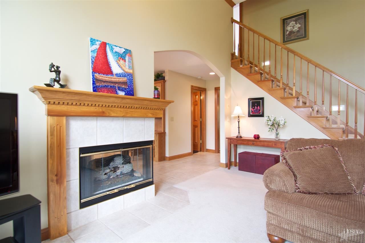 13936 Raynham Rd, Fort Wayne, IN 46814 photo 4
