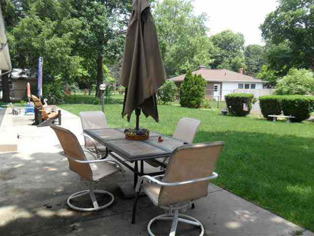 1122 Bay St, Elkhart, IN 46514 photo 8