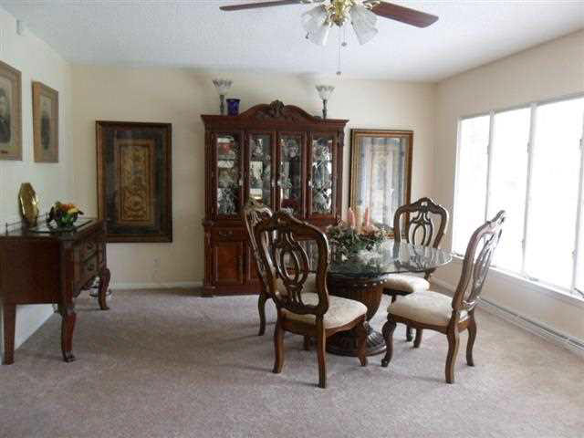 1122 Bay St, Elkhart, IN 46514 photo 2