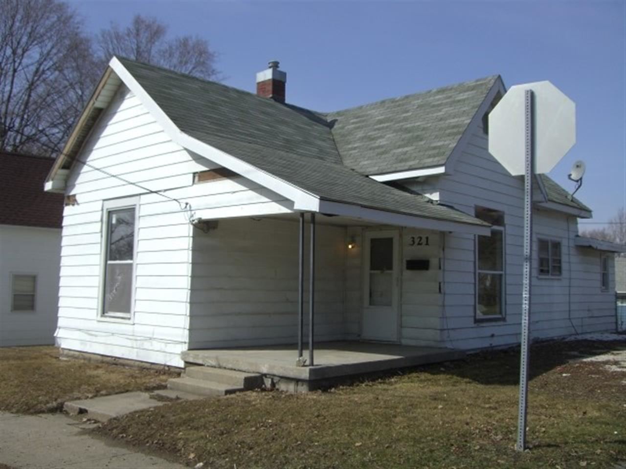 321 E Bradford St, Marion, IN 46952 photo 10