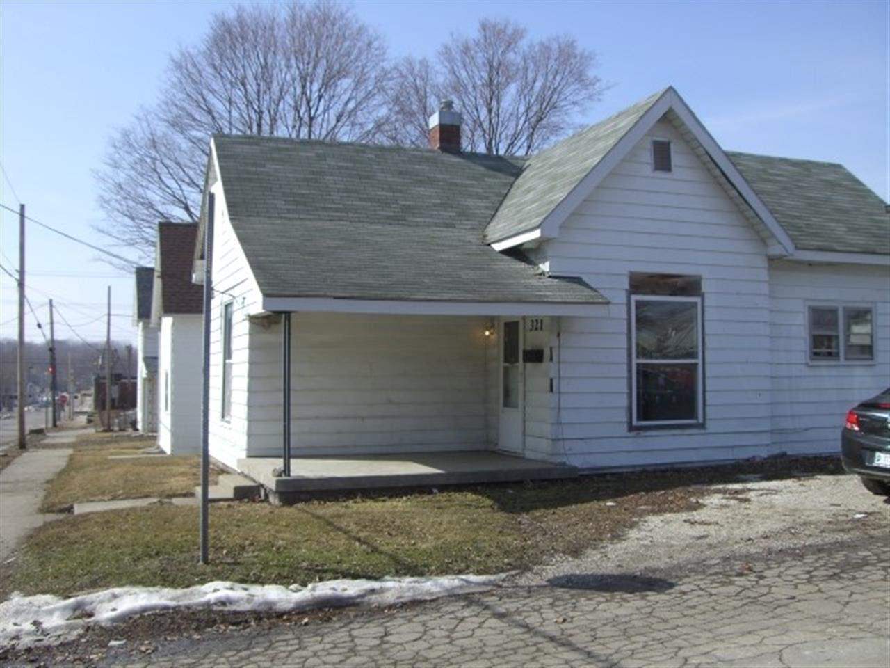 321 E Bradford St, Marion, IN 46952 photo 1