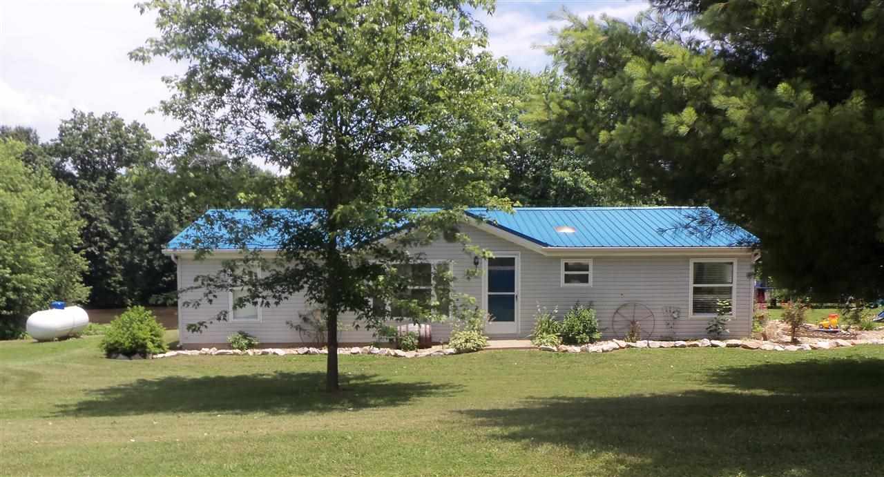 7038 S 150 E, Washington, IN 47501 photo 1