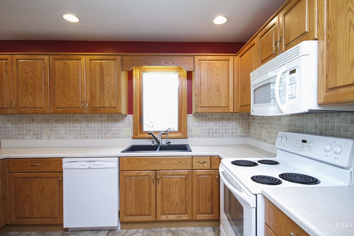 12603 State Road 37, Grabill, IN 46741 photo 9