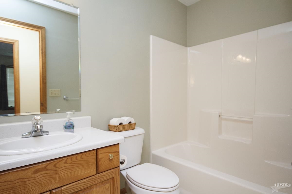 12603 State Road 37, Grabill, IN 46741 photo 18