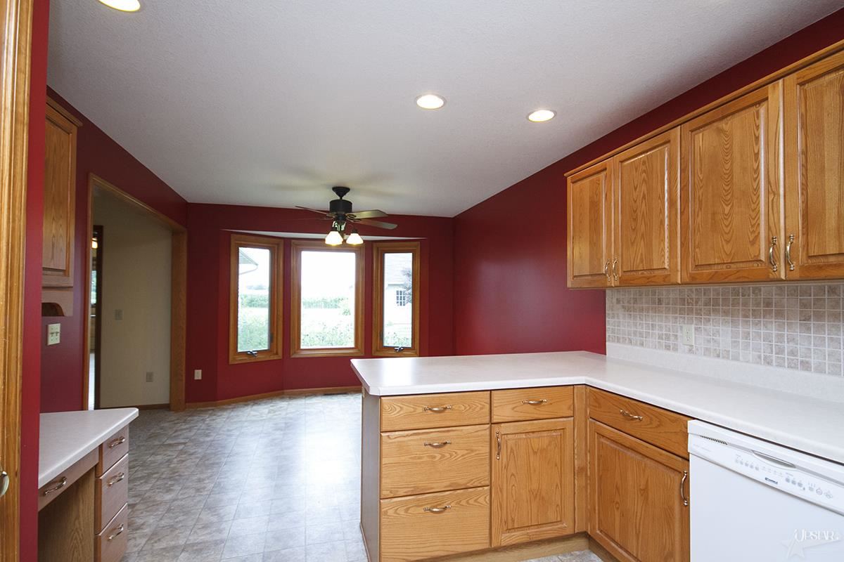12603 State Road 37, Grabill, IN 46741 photo 7
