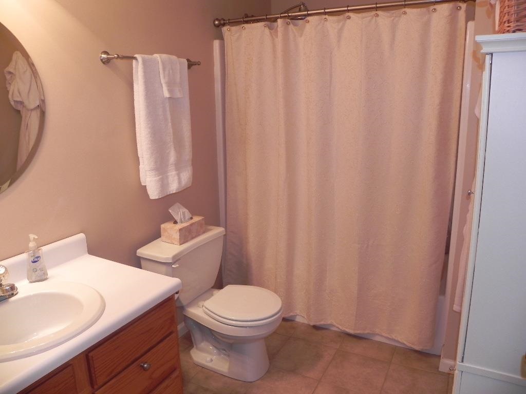 4348 Field Gate Dr E, South Bend, IN 46628 photo 15