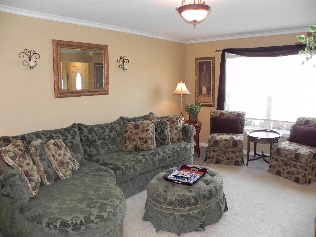 4348 Field Gate Dr E, South Bend, IN 46628 photo 6