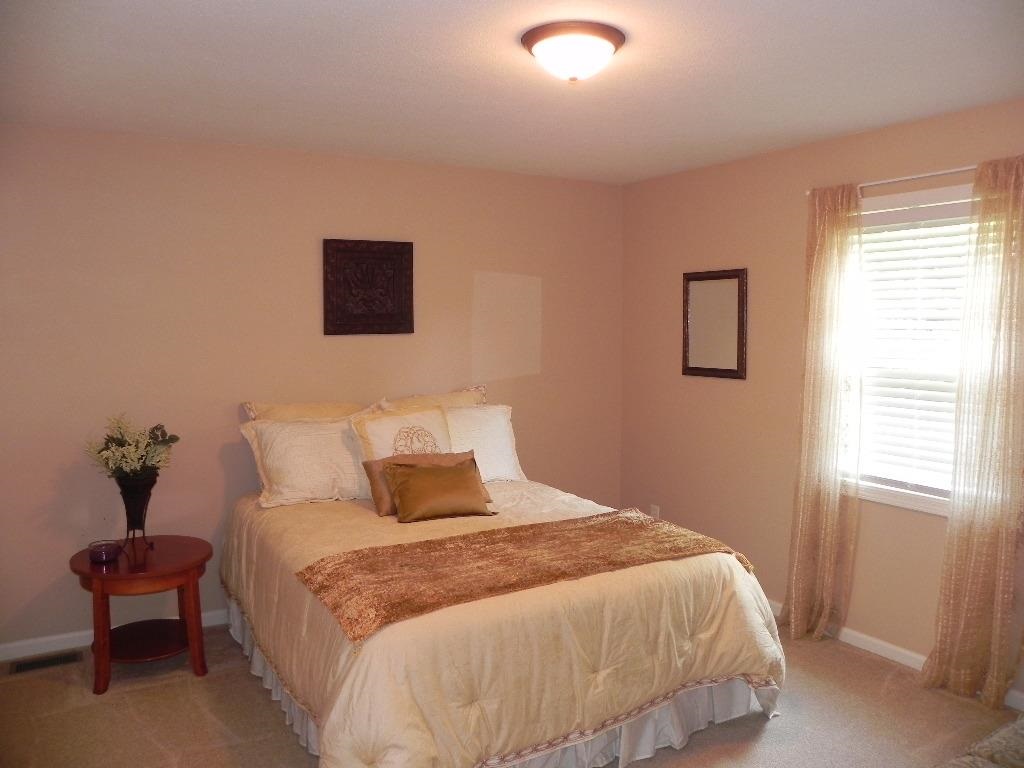4348 Field Gate Dr E, South Bend, IN 46628 photo 16