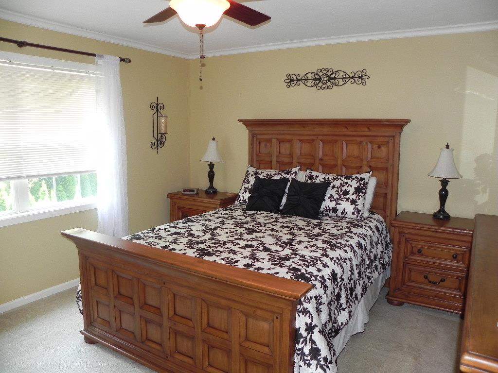 4348 Field Gate Dr E, South Bend, IN 46628 photo 13