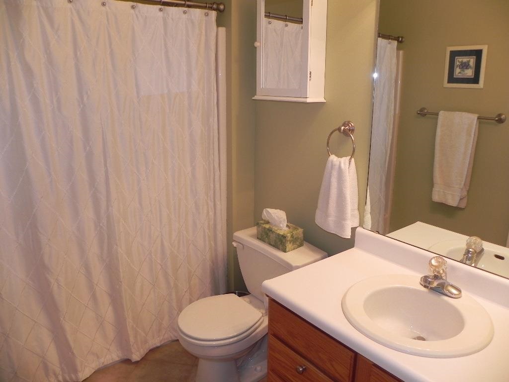 4348 Field Gate Dr E, South Bend, IN 46628 photo 18
