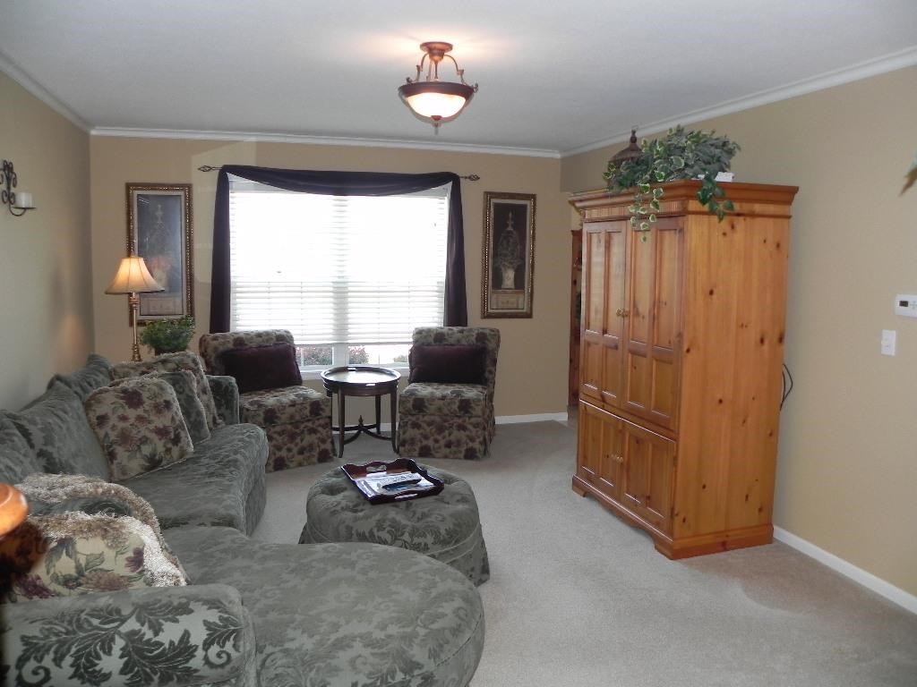 4348 Field Gate Dr E, South Bend, IN 46628 photo 7