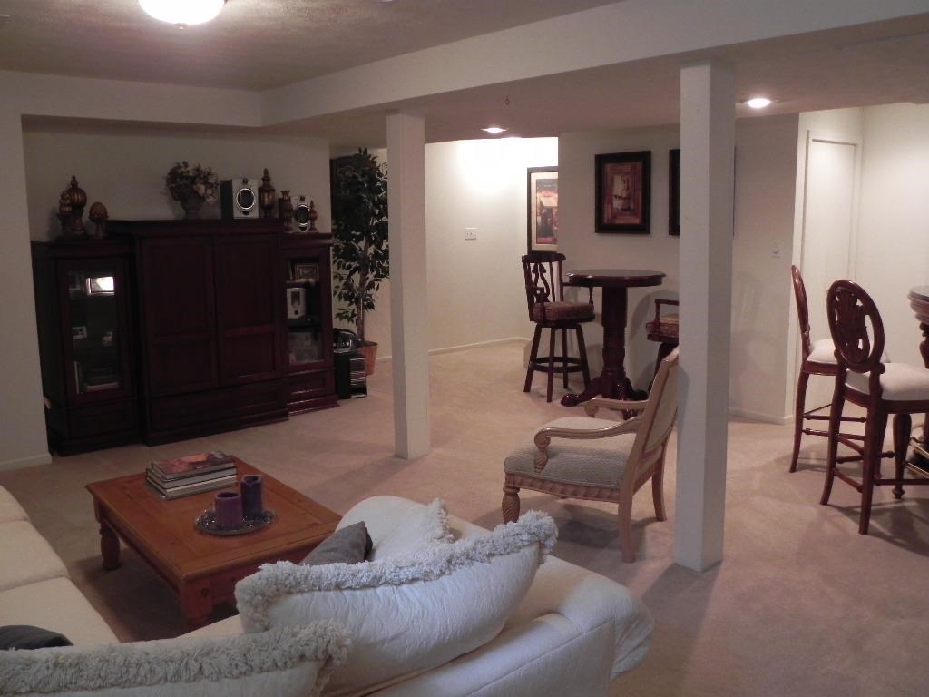4348 Field Gate Dr E, South Bend, IN 46628 photo 5