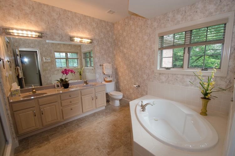 23152 Greenleaf Blvd, Elkhart, IN 46514 photo 8