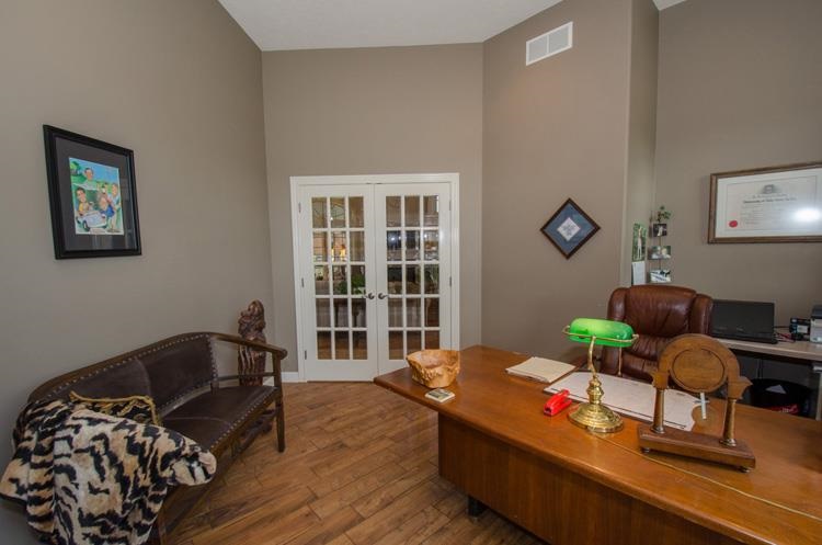 23152 Greenleaf Blvd, Elkhart, IN 46514 photo 4