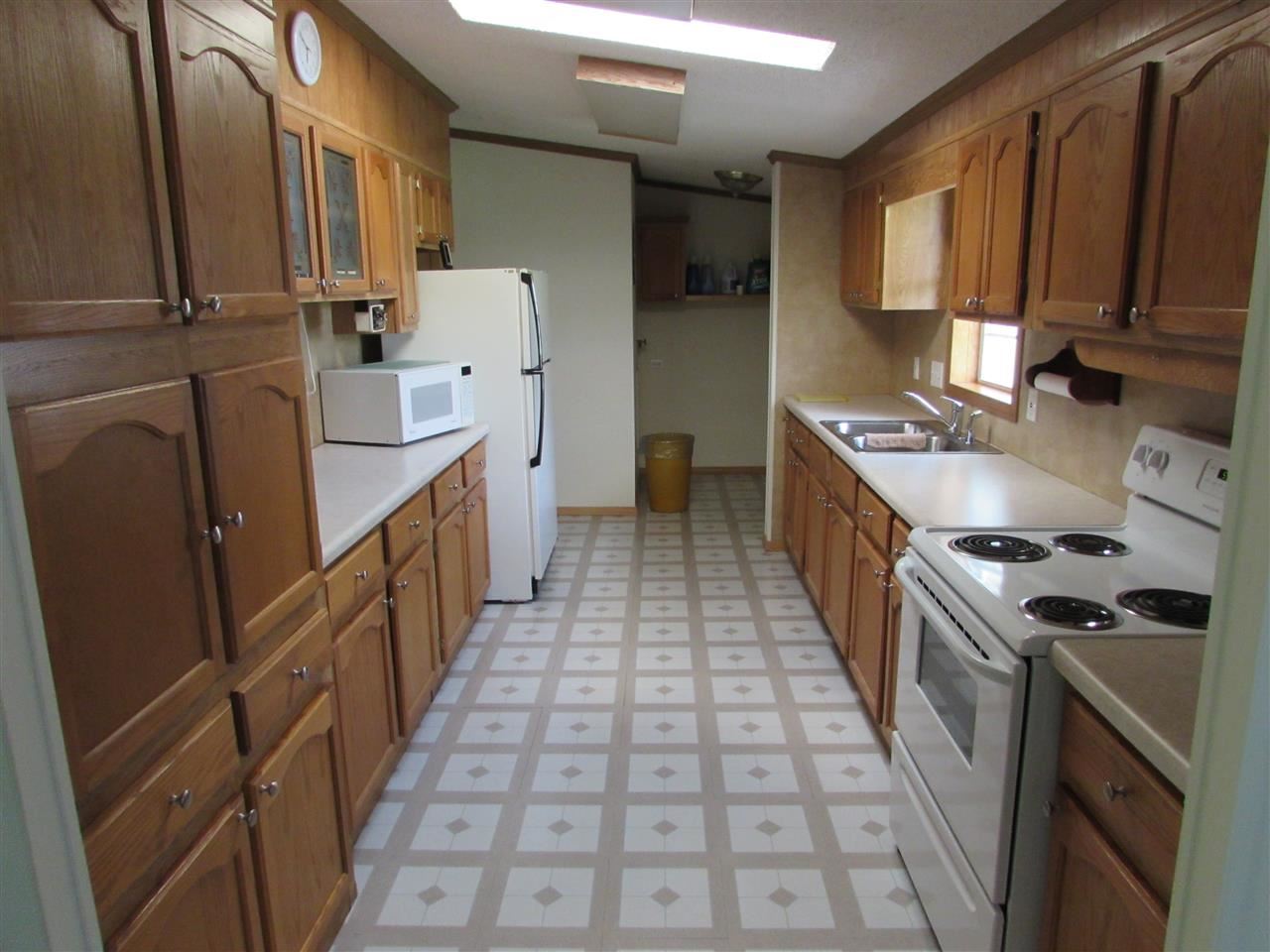 6470 E 600 N, Howe, IN 46746 photo 7
