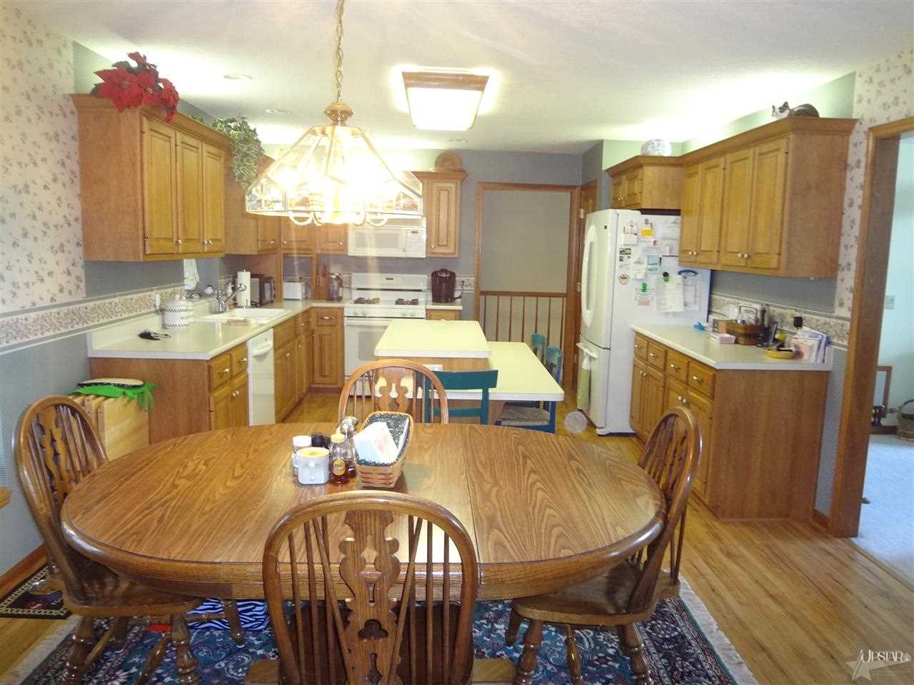 106 Estero Rd, Fort Wayne, IN 46845 photo 8