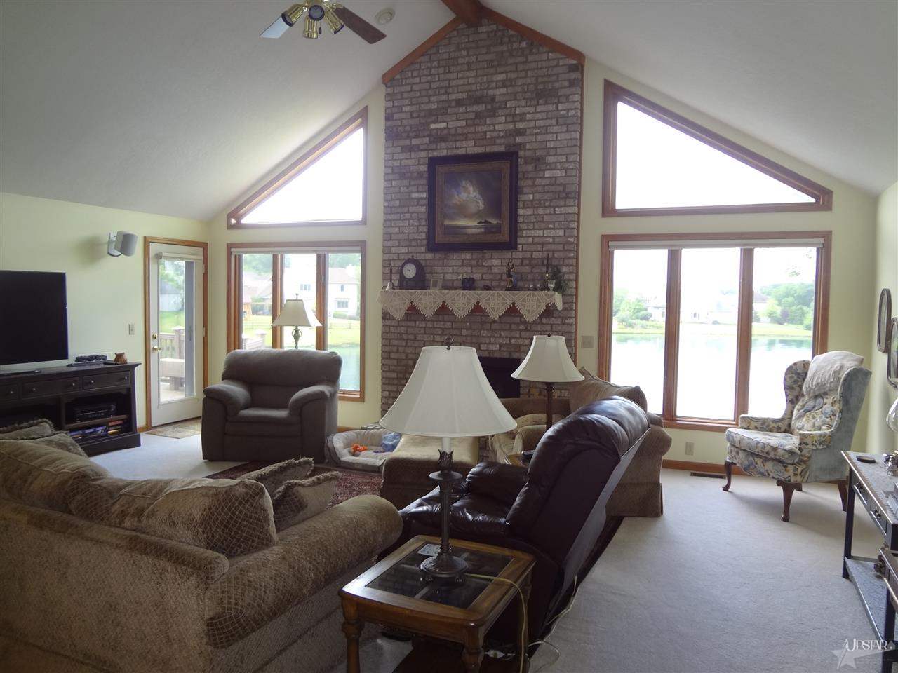 106 Estero Rd, Fort Wayne, IN 46845 photo 6
