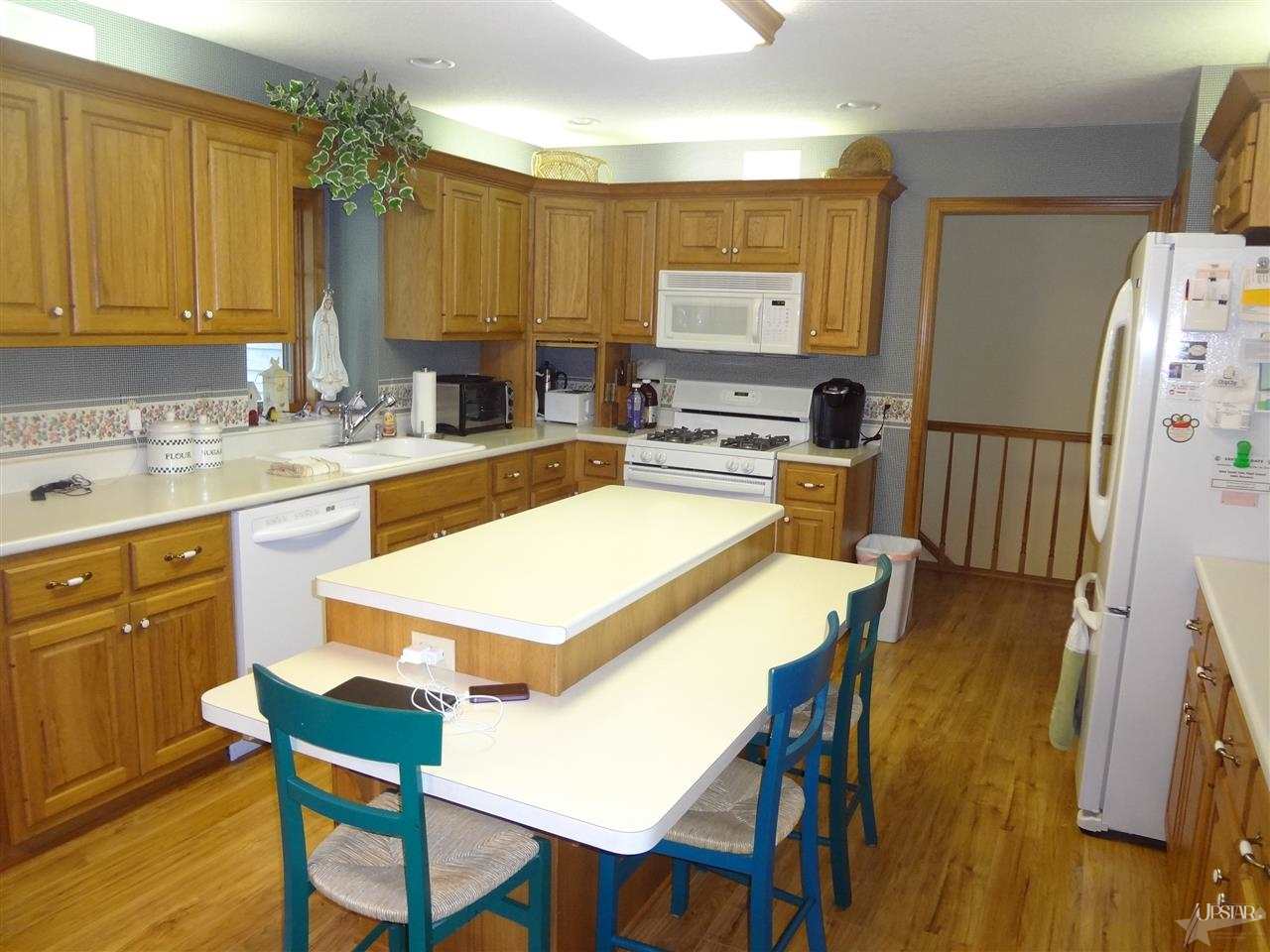 106 Estero Rd, Fort Wayne, IN 46845 photo 9
