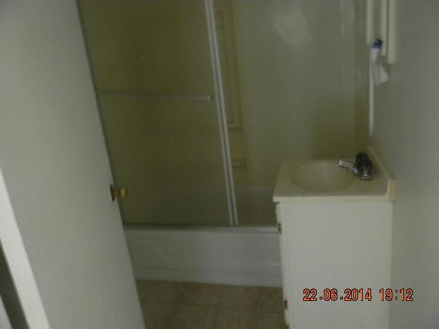 215 W 15 Th St, Marion, IN 46953 photo 5