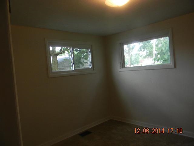 215 W 15 Th St, Marion, IN 46953 photo 6