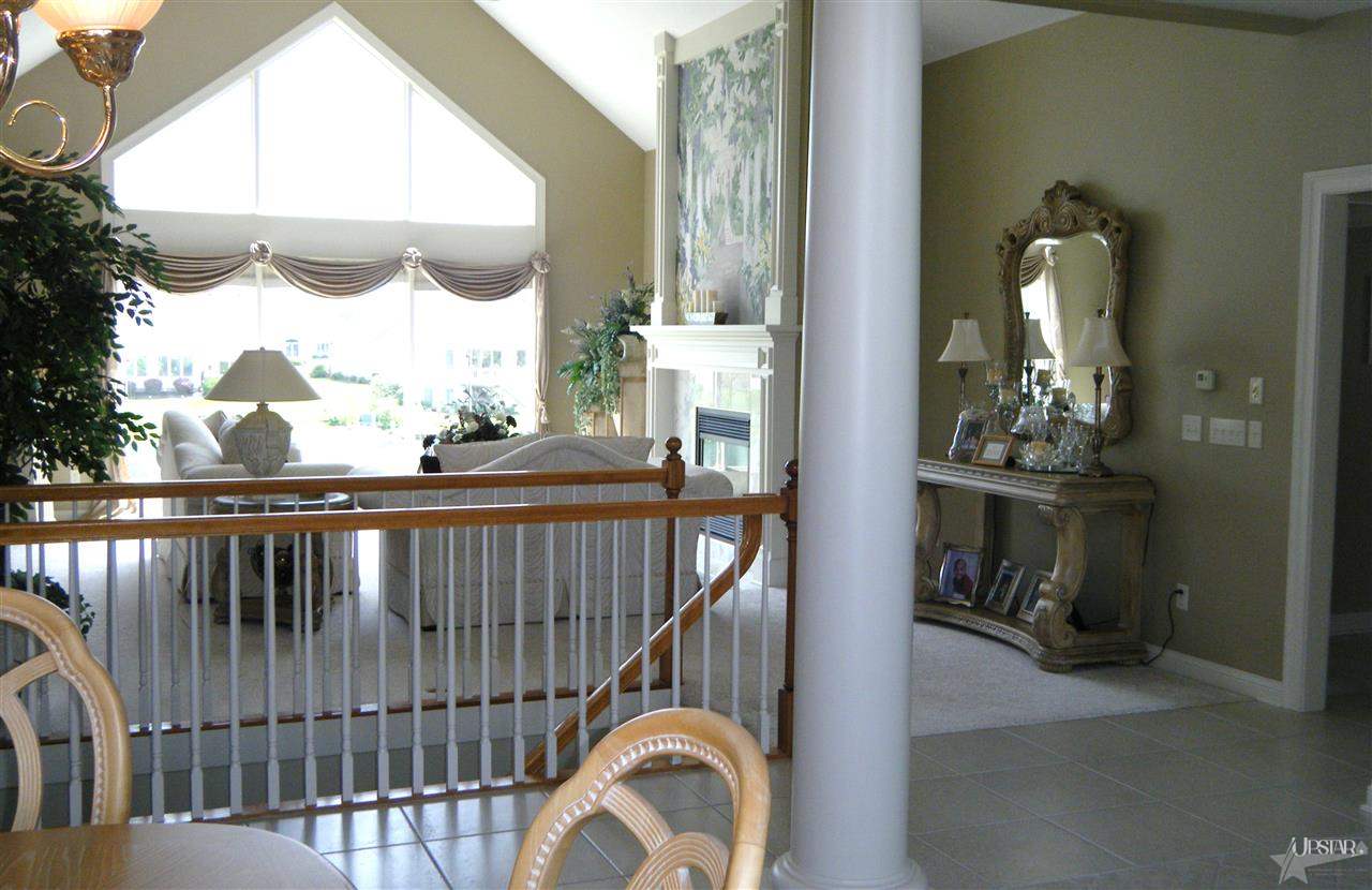 12120 Golden Harvest Dr, Fort Wayne, IN 46845 photo 9