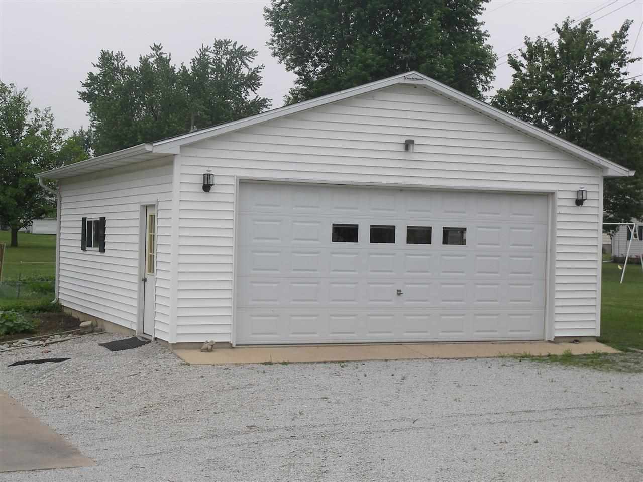 221 S Mill St, Greentown, IN 46936 photo 10