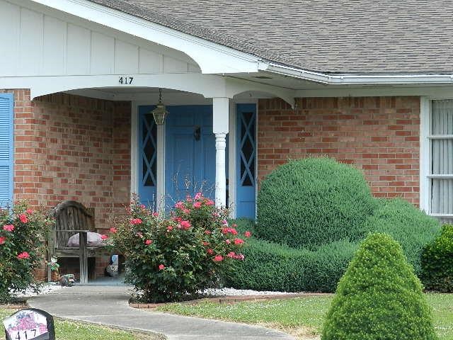 417 S Main St, Owensville, IN 47665 photo 3