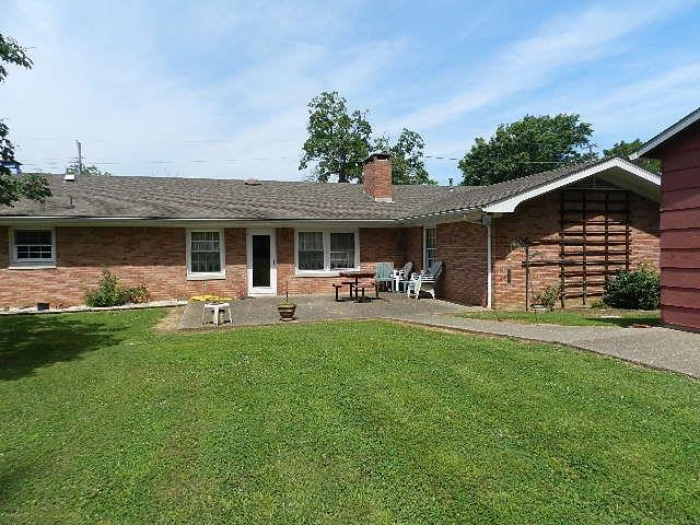 417 S Main St, Owensville, IN 47665 photo 4