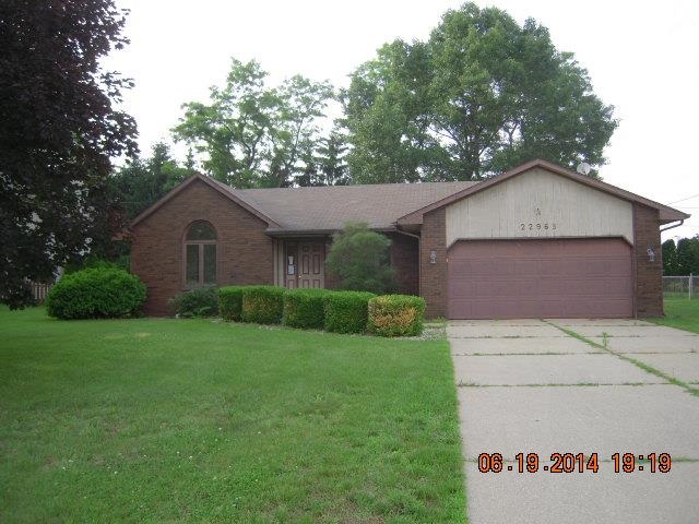 22965 Bainbridge Dr, Elkhart, IN 46514 photo 1