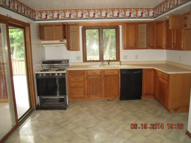 22965 Bainbridge Dr, Elkhart, IN 46514 photo 7