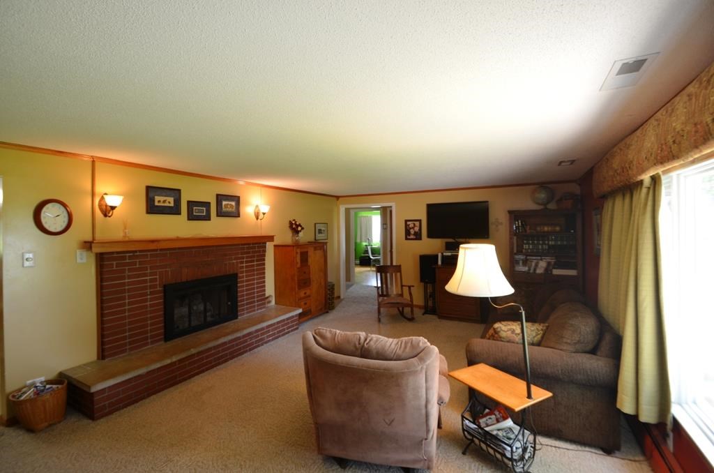 6177 S 594 W, Warren, IN 46792 photo 4
