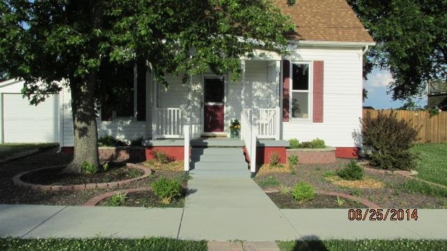 198 S Sharp St, Poseyville, IN 47633 photo 1