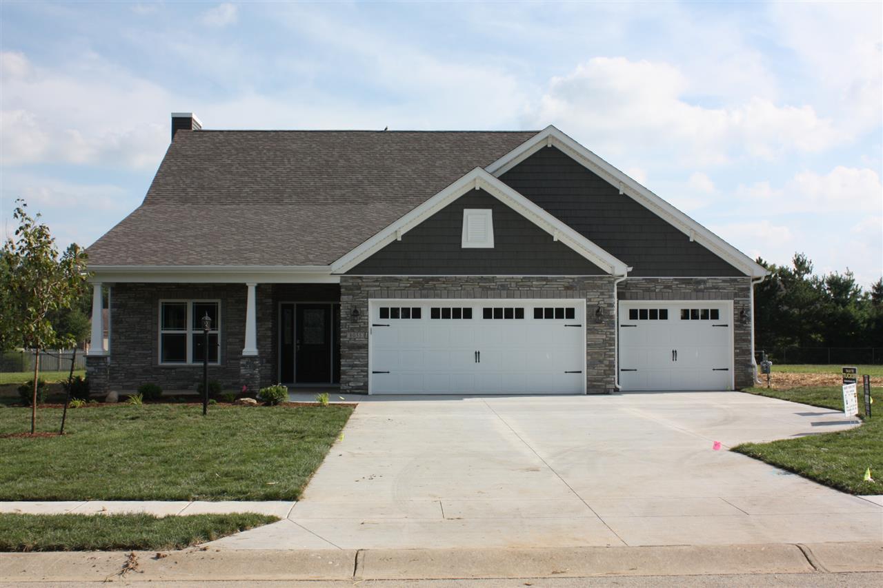 8055 Circling Hawk Dr, Russiaville, IN 46979 photo 1