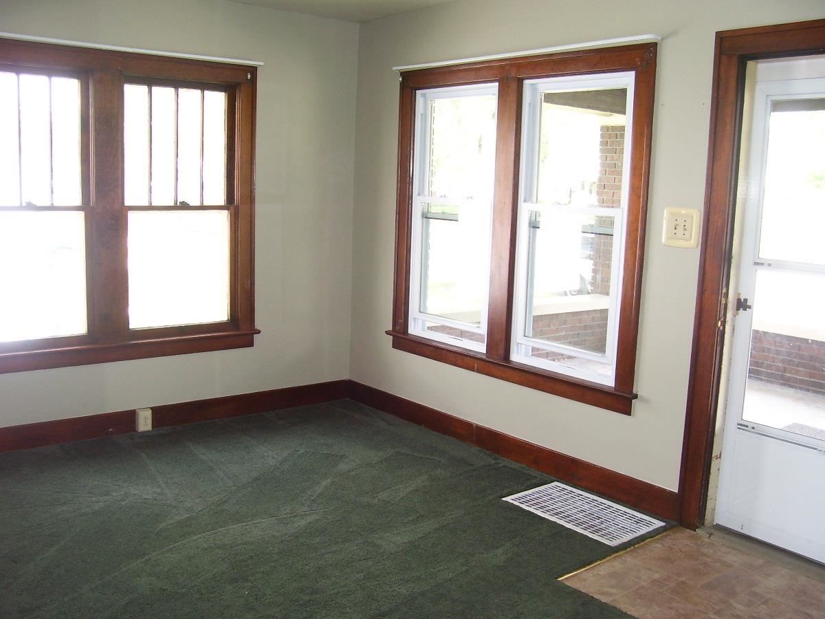 527 Burlington Ave, Logansport, IN 46947 photo 5