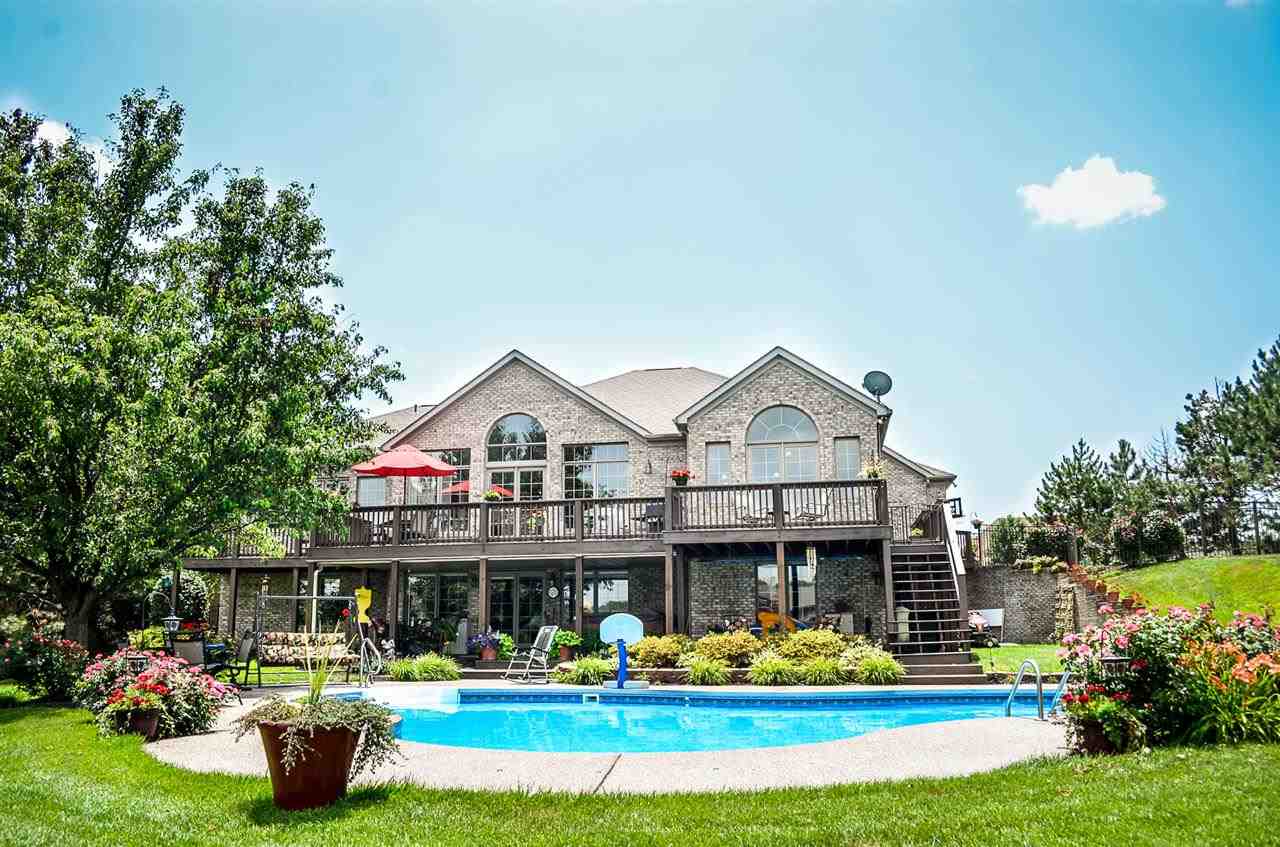 1900 Lakes Edge Dr, Newburgh, IN 47630 photo 3