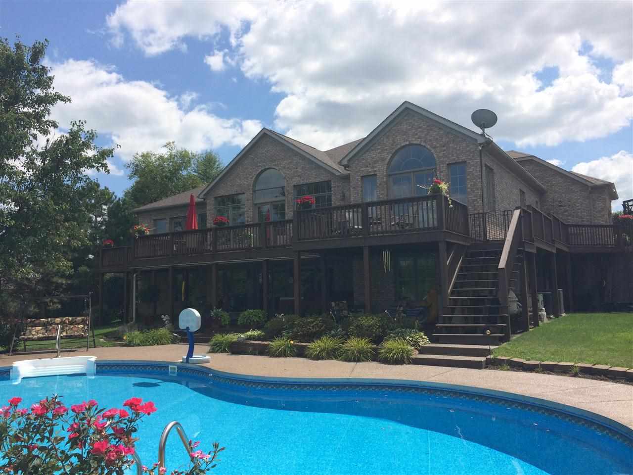 1900 Lakes Edge Dr, Newburgh, IN 47630 photo 1