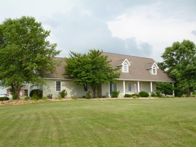 11492 S 150 W, Haubstadt, IN 47639 photo 1