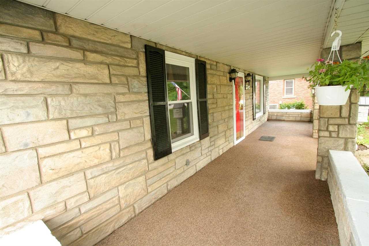 1907 N Weinbach Ave, Evansville, IN 47711 photo 4