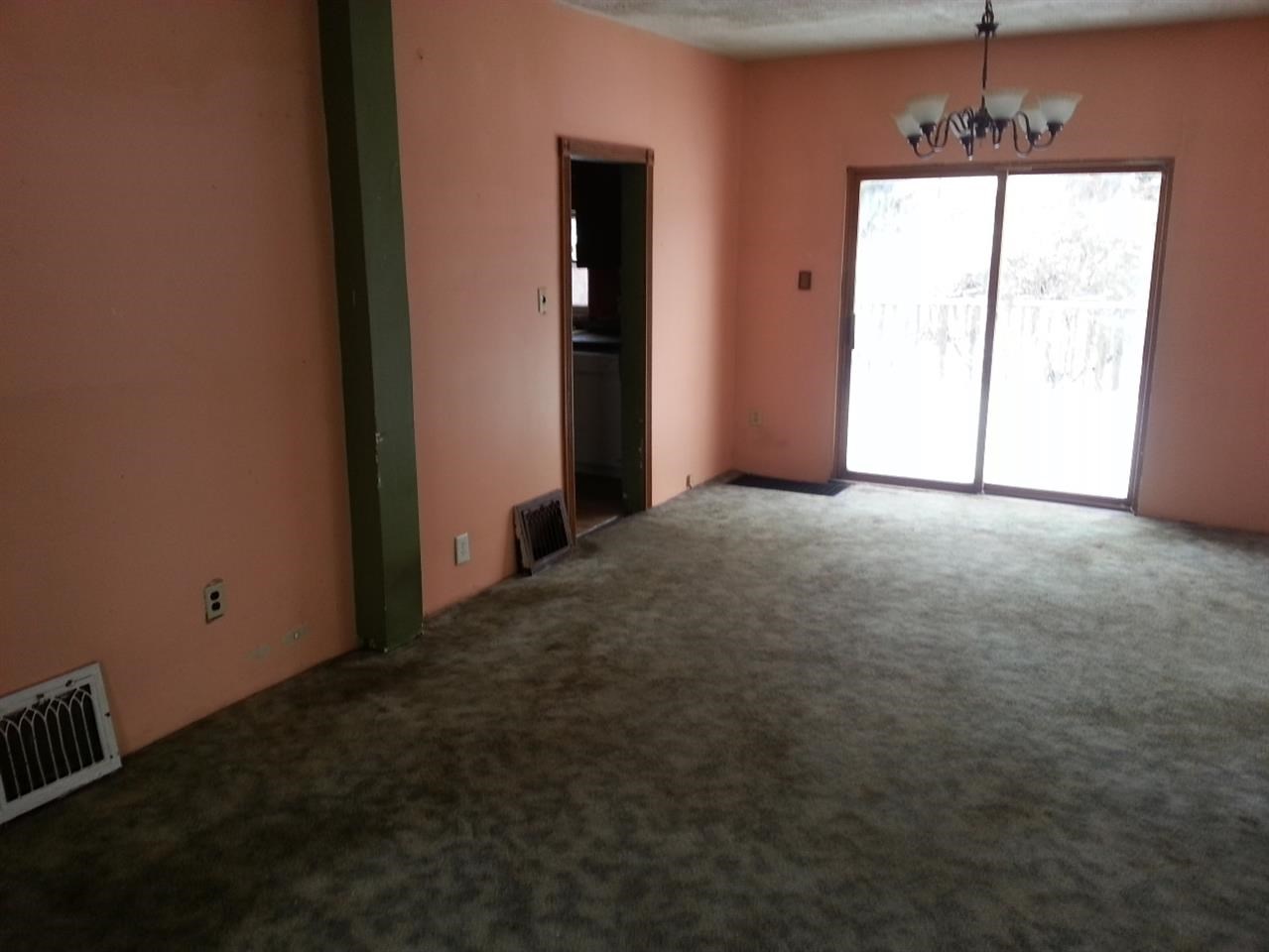 815 Oak St, Mishawaka, IN 46545 photo 2