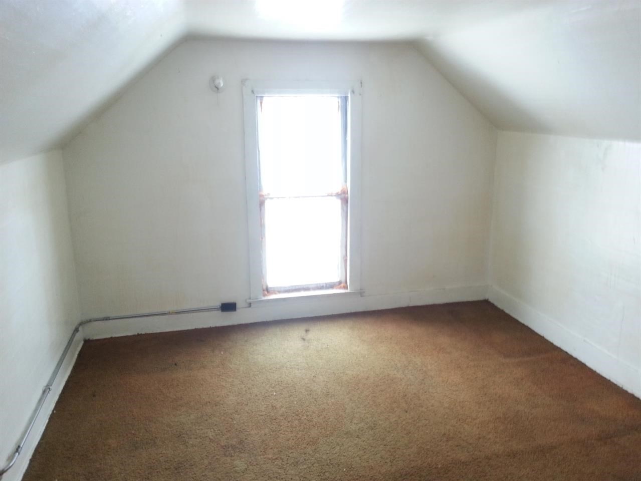 815 Oak St, Mishawaka, IN 46545 photo 6