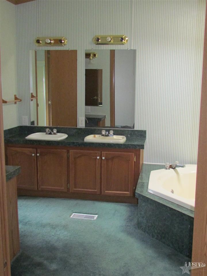 9110 Goshen Rd, Fort Wayne, IN 46818 photo 8