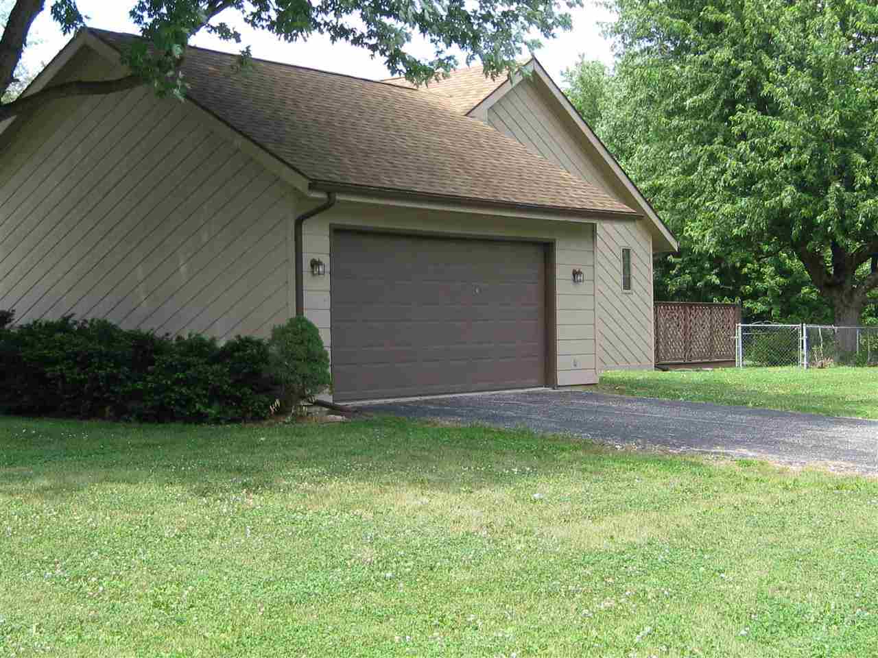 3232 S 150 E, Kokomo, IN 46902 photo 2