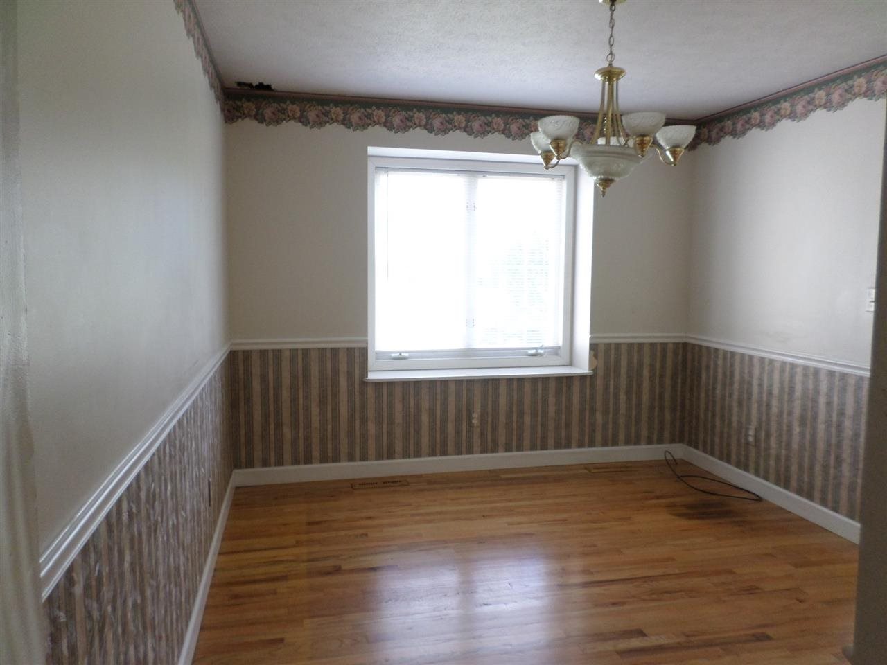2309 Harwood St, South Bend, IN 46614 photo 2