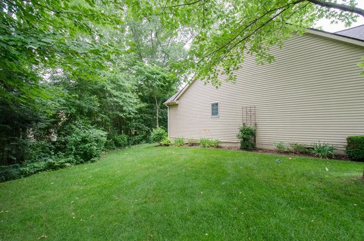 1215 Foxglove Ct, Mishawaka, IN 46545 photo 24